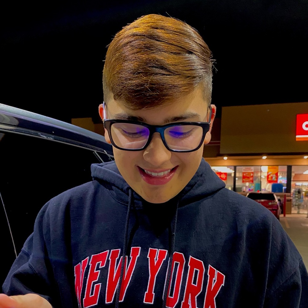 Meet your Posher, Eduardo